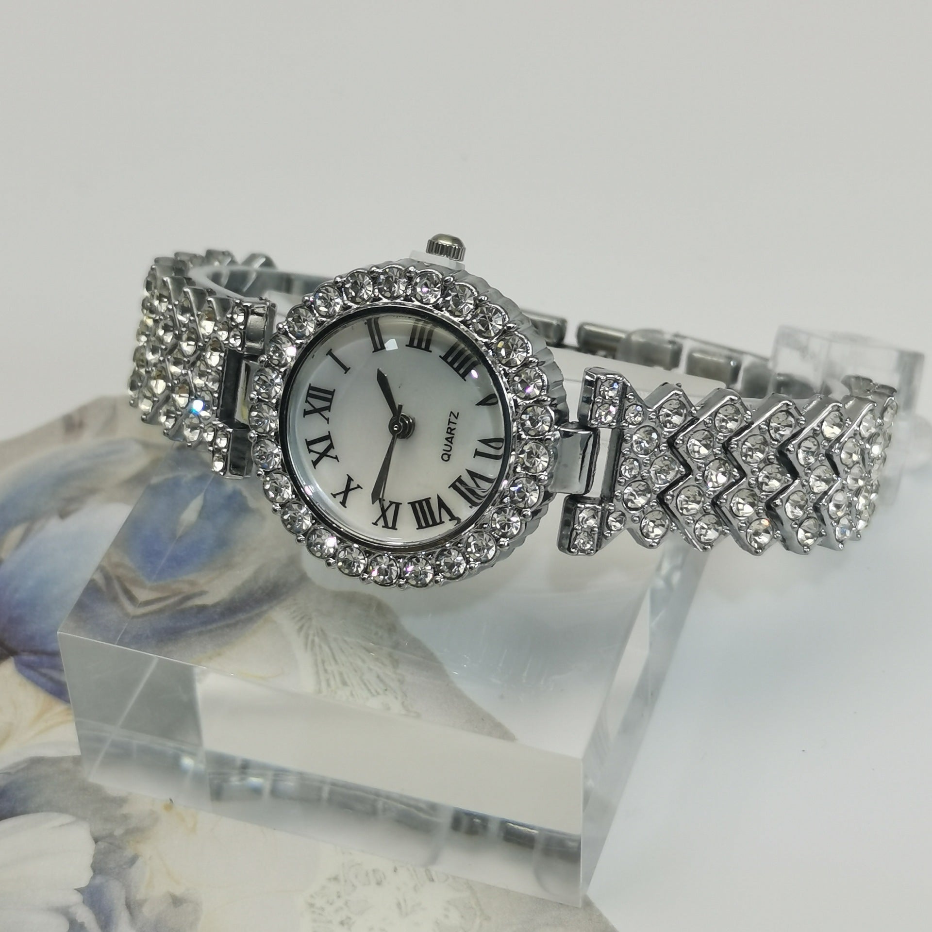 Versatile Diamond-studded Starry Sky Quartz Watch Bracelet For Women