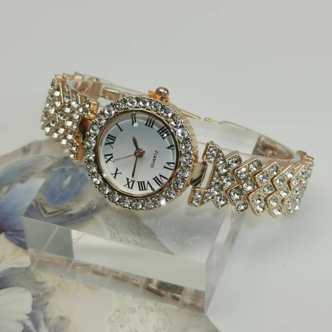 Versatile Diamond-studded Starry Sky Quartz Watch Bracelet For Women
